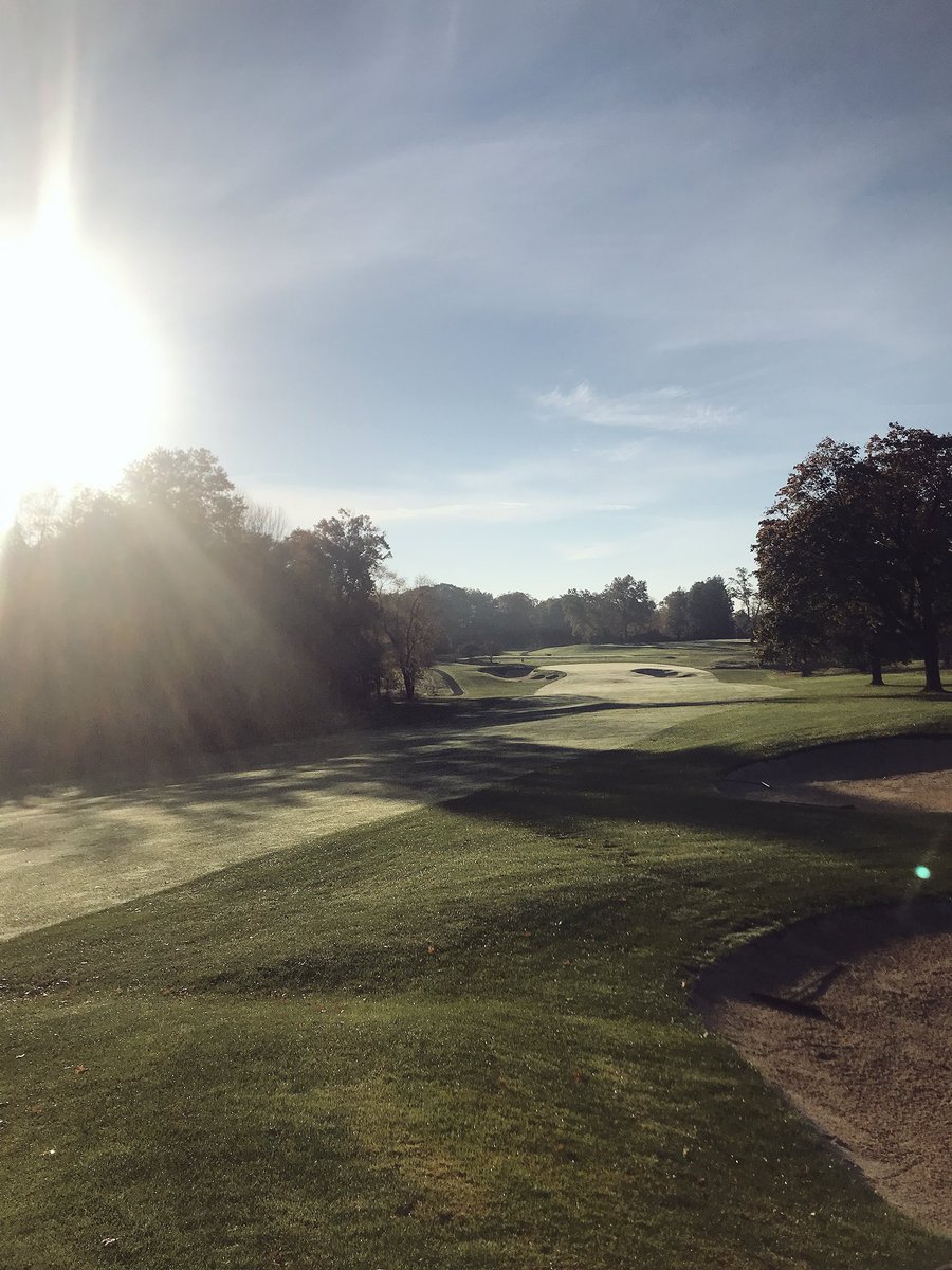 PCCGreens's tweet photo. Golf Course will be ready to go at 9am. Back 9 start. Thank you for your cooperation #FrostDelay #paramountcc https://t.co/mMRycI4vLY