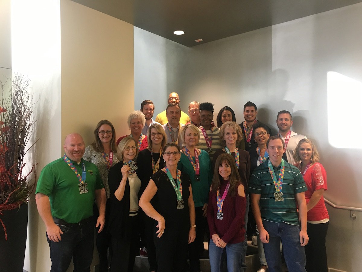 AWGSupportCtr's tweet photo. #ICYMI: last Saturday 40 AWG employees ran in the @KCMarathon 5K, 10K, Half & Full Marathons. Congrats #TeamAWG on your accomplishments! https://t.co/VUfZvN1spc