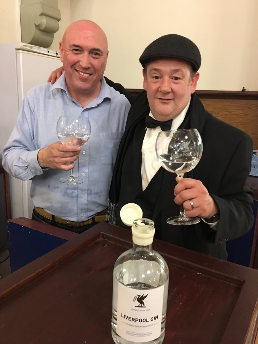PaulGriffhwood's tweet photo. @JohnnyVegasReal loves @LiverpoolGin #liverpoolgin https://t.co/SdnWVt9ybw