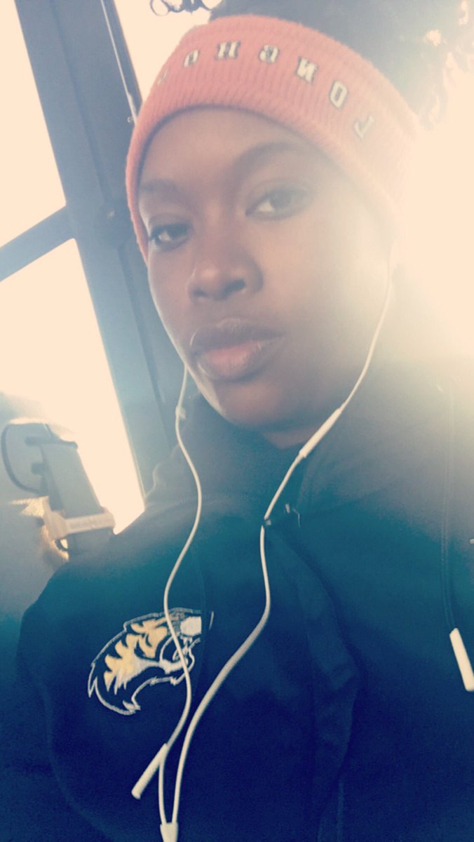 CoachRobLadyVol's tweet image. And so it truly begins! First scrimmage of the 2017-2018 season! #CoachRob #Dedication #Passion #HardWork #LateNights #EarlyMornings