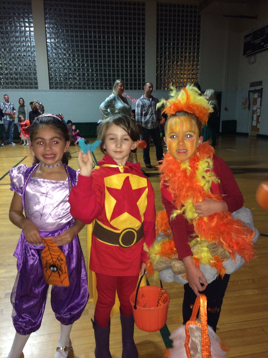 Smsbspa's tweet photo. Lots of fun was had at our Halloween Kids Night Out by our PreK - 5th graders and alumni too! https://t.co/VQQ6I0WB5G