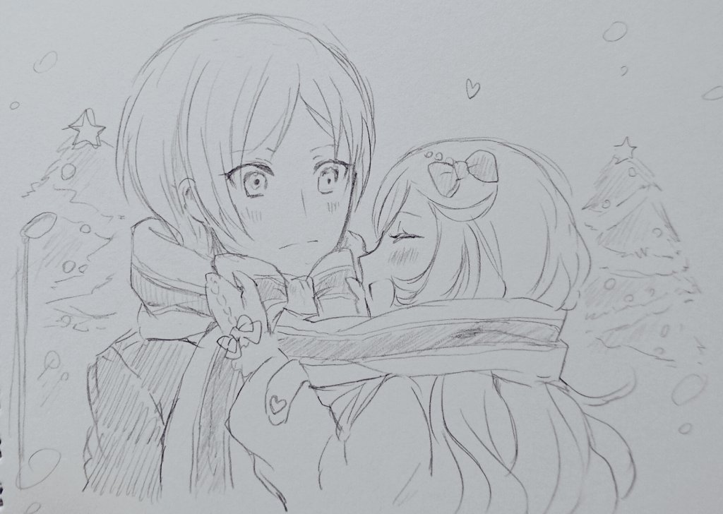 私はこんなん描いてた(2枚目は描き直すかも) 