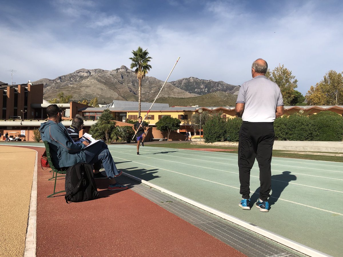 IfacEurope's tweet photo. #nofilter required as the sunshines in Formia as our technical experts deliver practical sessions at #IFAC2017 @EuroAthletics https://t.co/D8nCq2f9Wa