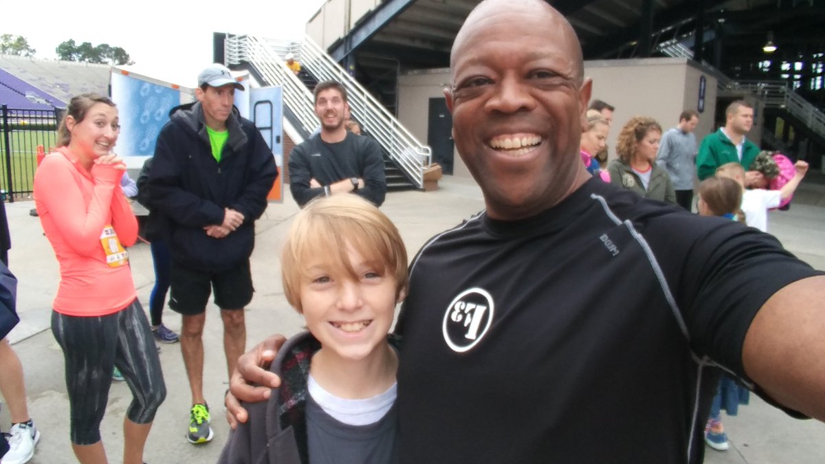 AydenMiddle's tweet image. @AydenMiddle 2 Knights representing at the a Pirate Chase. #goknights #PCS_NC