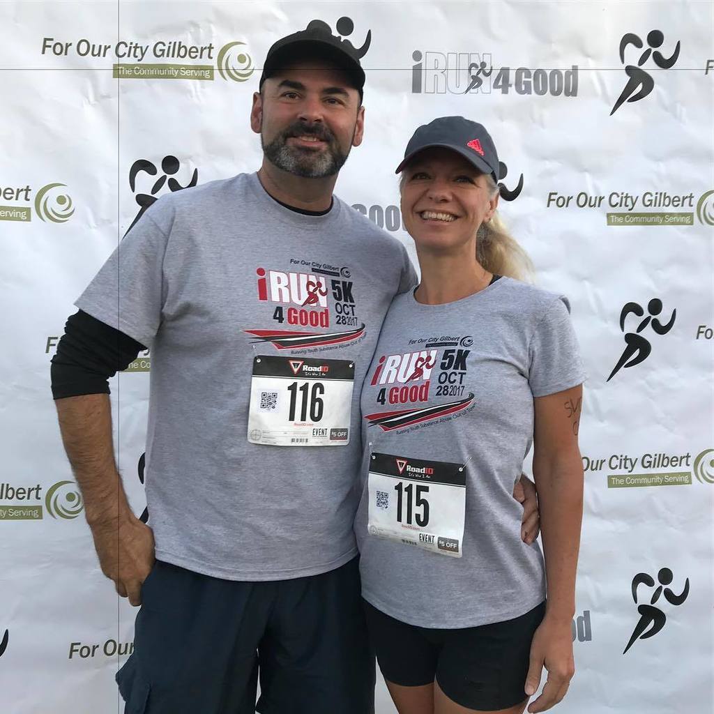 FOCGilbert's tweet photo. Our runners are getting ready!! #irun4good #gilbertcares #preventteensubstanceabuse #ivegotsomethingbetter   https://t.co/1VBHbAR7E9 https://t.co/wQeSPUMeEi