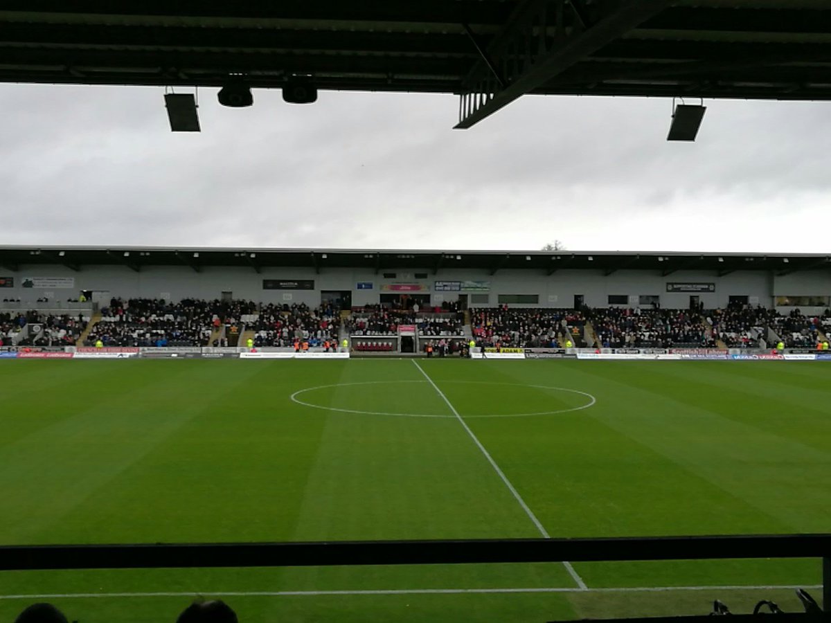 Journo_Steve's tweet photo. The can before the storm. Post match reaction on @StMirrenRadio after the full time whistle. https://t.co/KOrwKOzn10