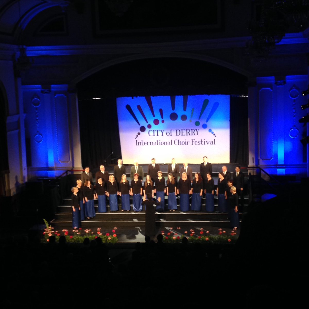 derrychoirfest's tweet photo. #InternationalComp Mundus Cantat from Poland! ๐ต๐ฑ #DerryChoirFest https://t.co/VaDAlYXM9S