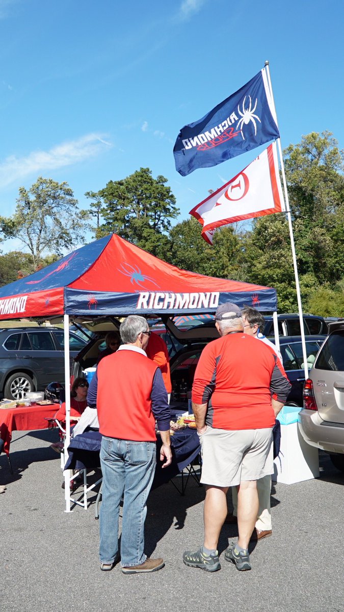 urichmond's tweet photo. Great crowd at the tailgates today. Thanks for coming home, #Spiders! #SpiderHC 🕷❤️💙 https://t.co/Umlvx69Q82