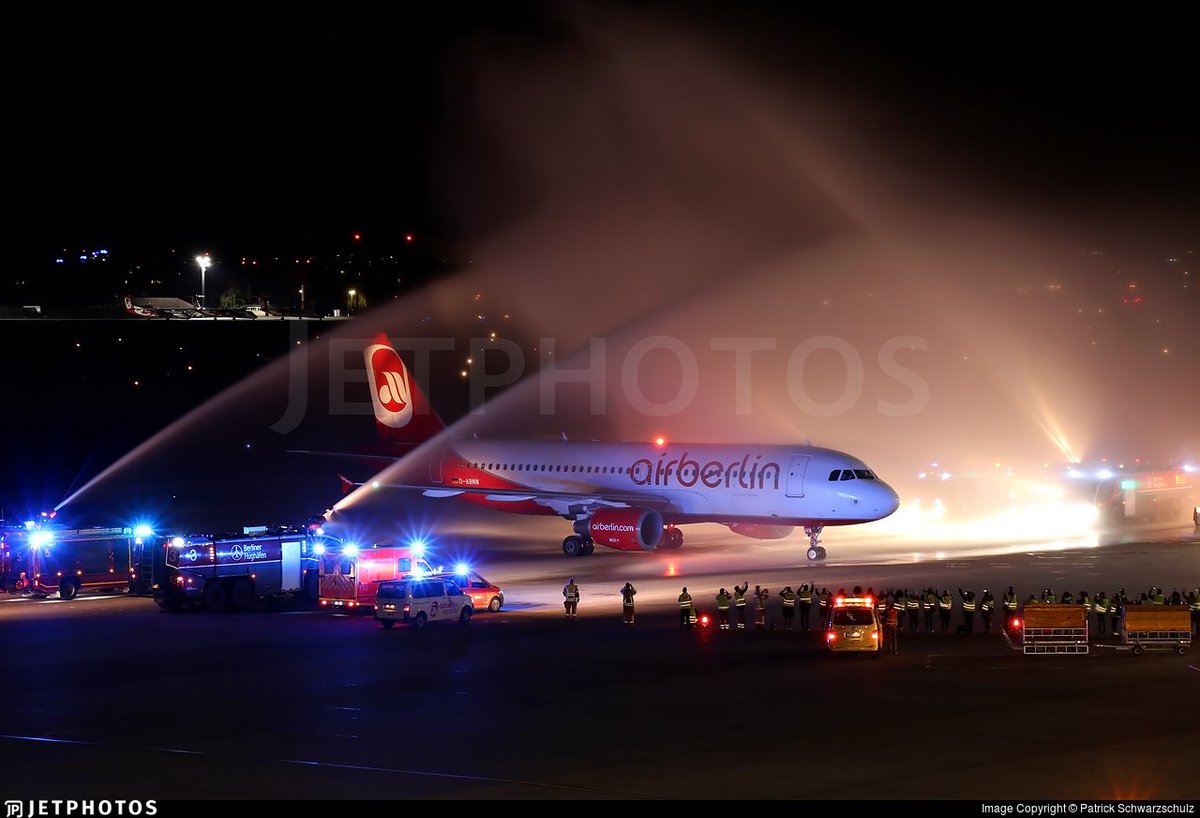 flightradar24's tweet photo. #byebyeairberlin — Photos, playback, and data from the special final Air Berlin flight, #BER4EVR. 

https://t.co/UwgOJBUMFJ https://t.co/MlsaQBtqMa