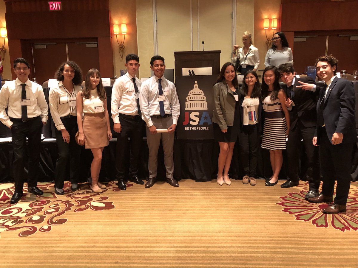 DowneyJSA's tweet photo. Downey High at Fall State! https://t.co/xOgyQbUv1K