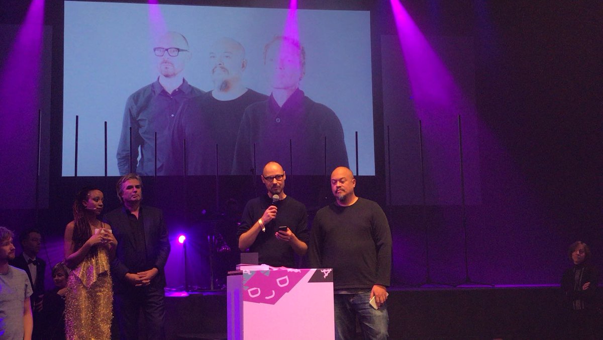 The winner of the BNO Piet Zwart Award, of course, is Studio <a href="/LUSTnl/">LUST</a> . Well-deserved! #DDA17 #winner