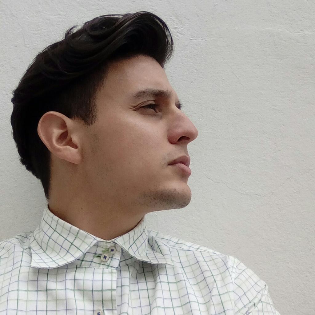 EdenVarelaMusic's tweet photo. #NuevaFotoDePerfil https://t.co/PvvQy1UhVj