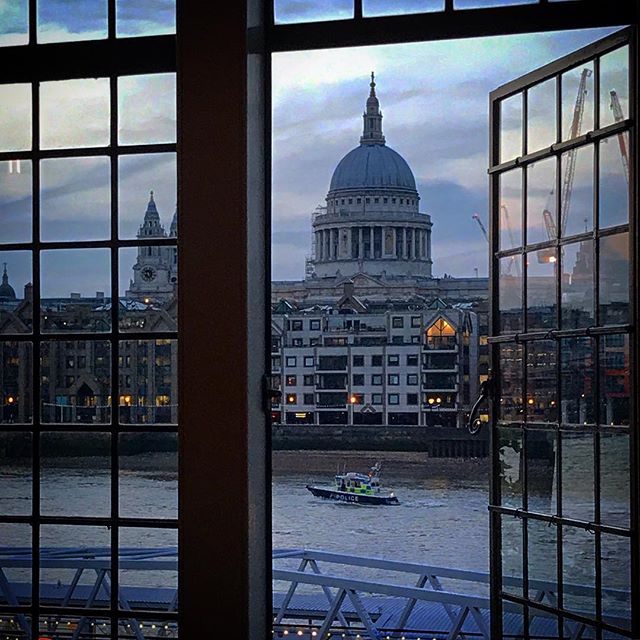 Thank you <a href="/a_r__w/">篠宮</a> for taking this amazing photo from Swan, Shakespeare's Globe