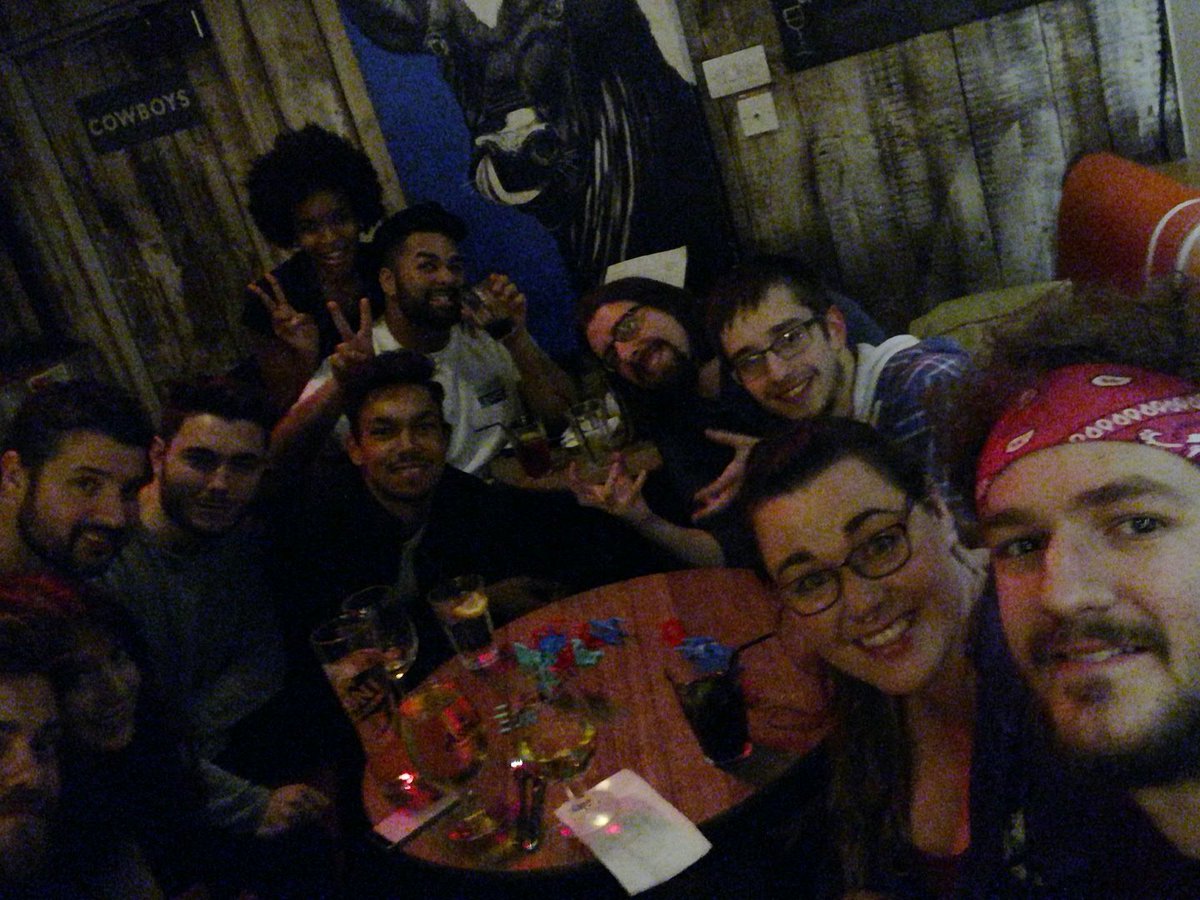 Bowie_Alexander's tweet photo. It's awkward but I had to take another. Bullied into it. By Gemma herself. A good group of humans <3 https://t.co/QYv4Xi3CZ3