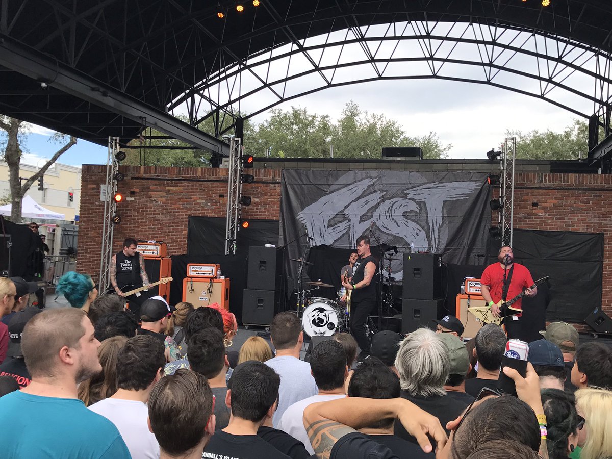 I like <a href="/teenbottlerock/">Teenage Bottlerocket</a>. #Fest16