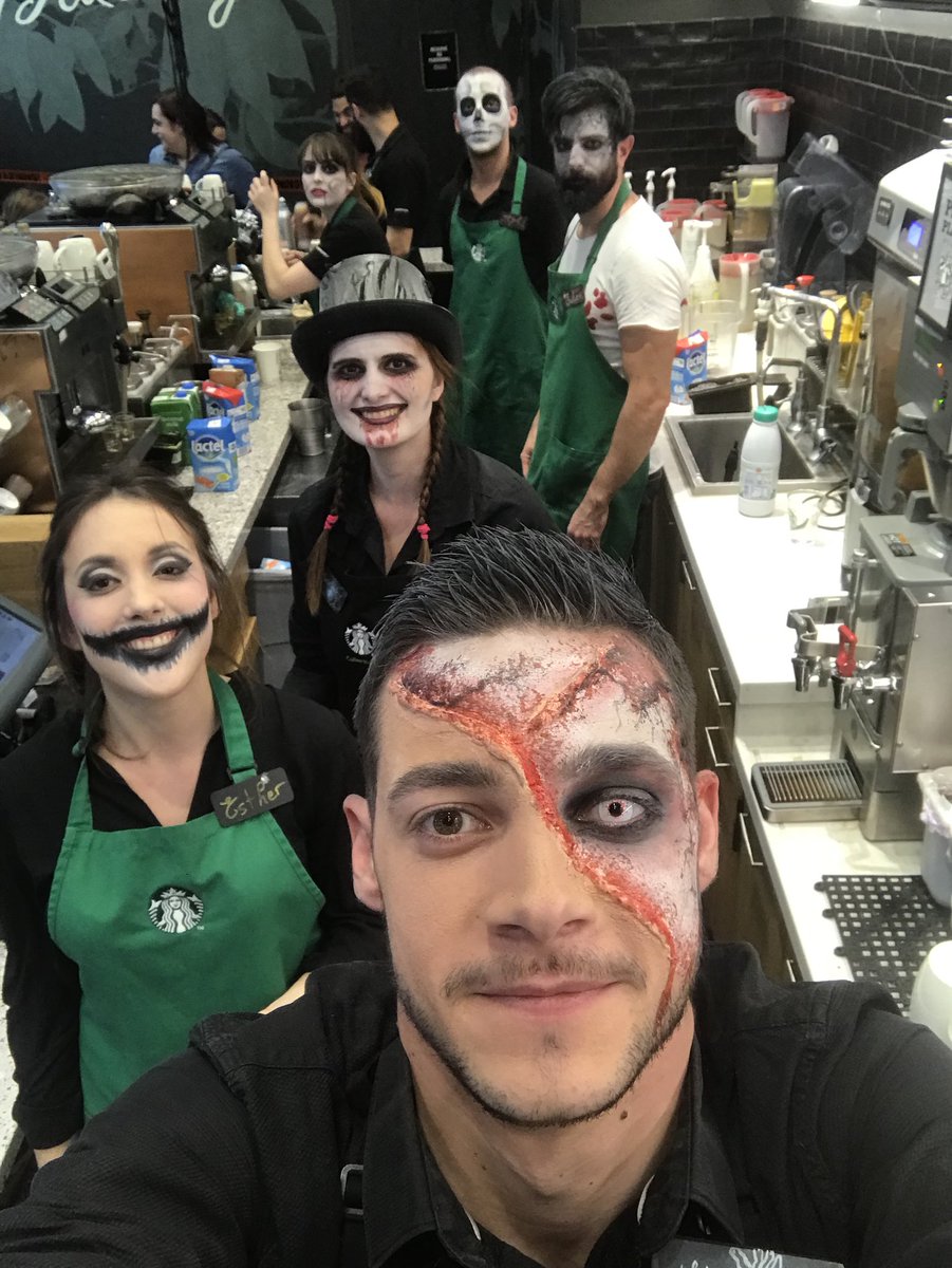 mathiouu66's tweet photo. Halloween starbucks montpellier muhahaha !! โ ๏ธ๐ป๐ odysseum #starbucks #halloween #tobeapartner #starbucksmontpellier https://t.co/YPZf7XFbBL