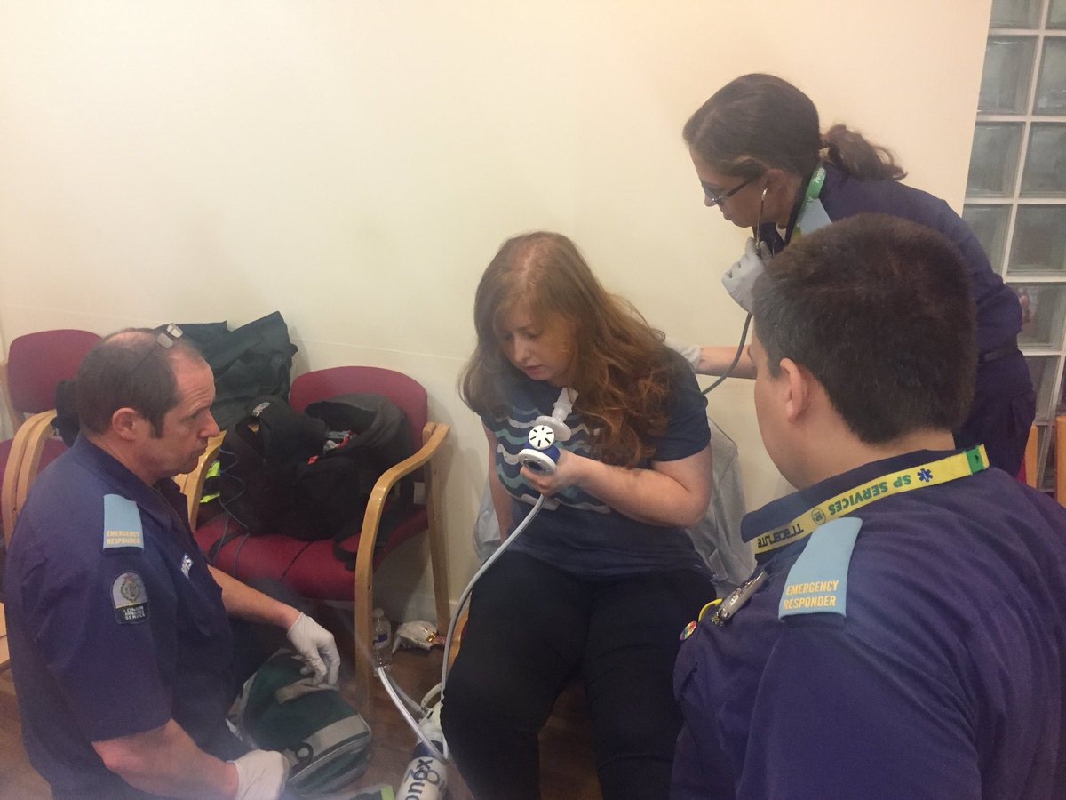ShadmanAziz2's tweet photo. Medical moulage is important too! #ERConf17 #abdominalpain https://t.co/hXt8o7DxtP