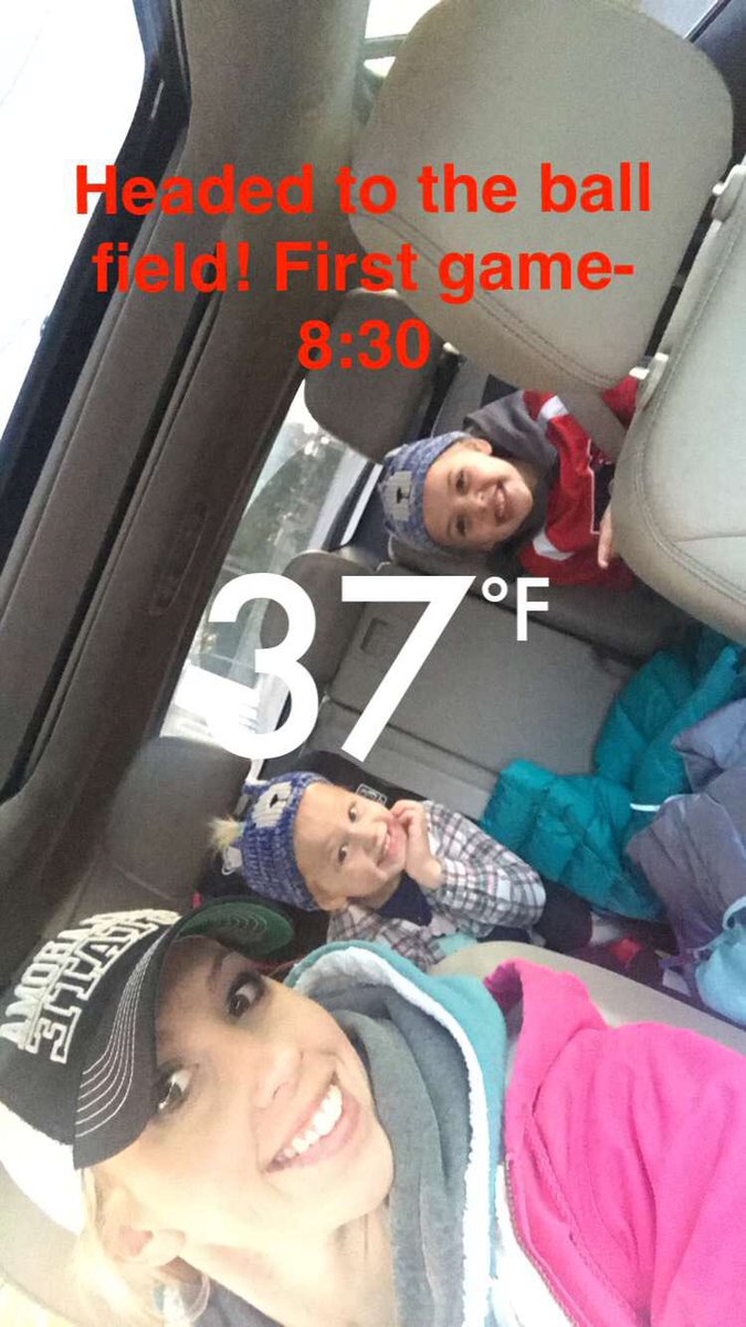 BCouger's tweet photo. Halloween Tournament. #softball #frozen #NotElsa #GoArsenal https://t.co/WukIp4XEB0