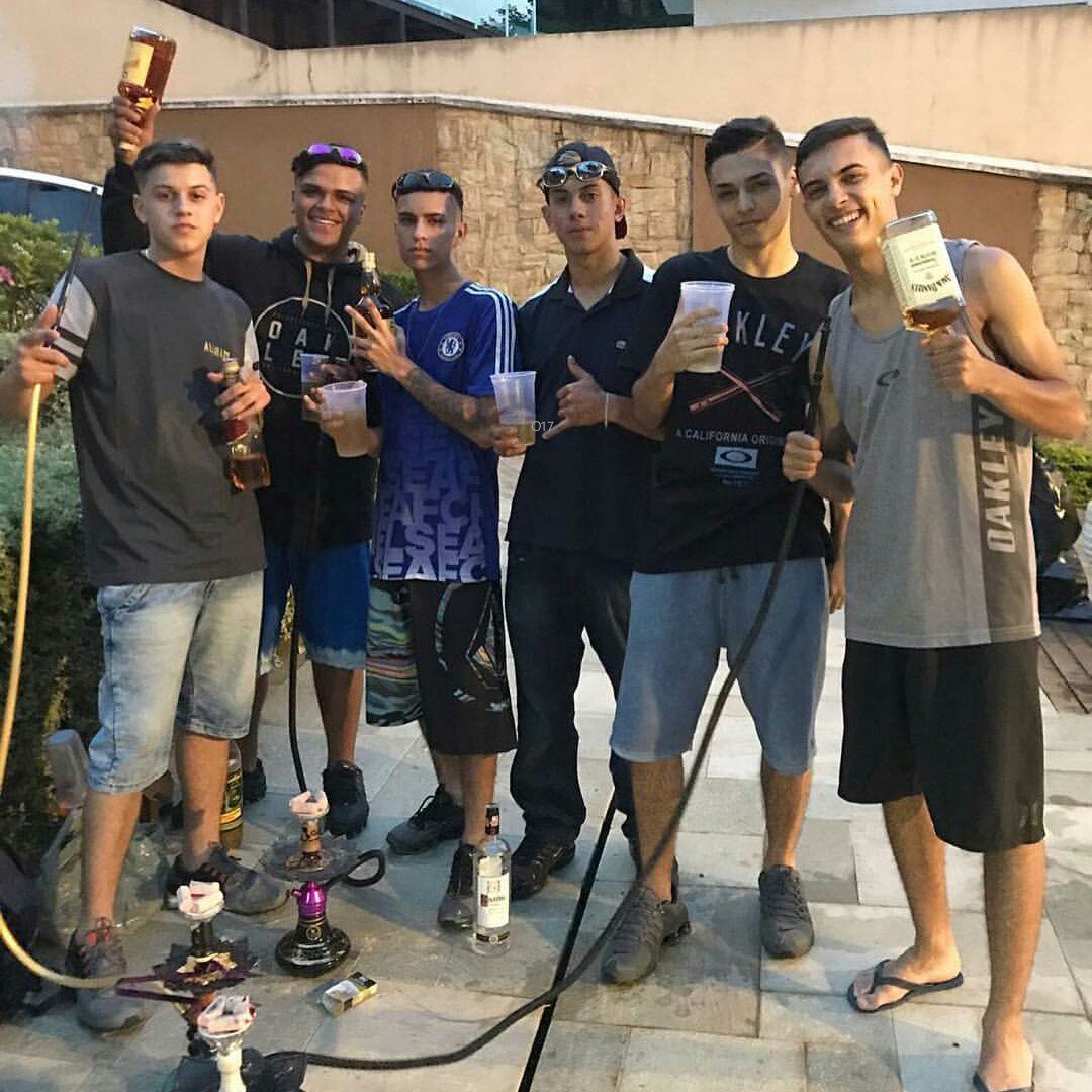 017alien's tweet photo. os mlk é brabo, pegou? curtiu https://t.co/etQ524lg1q