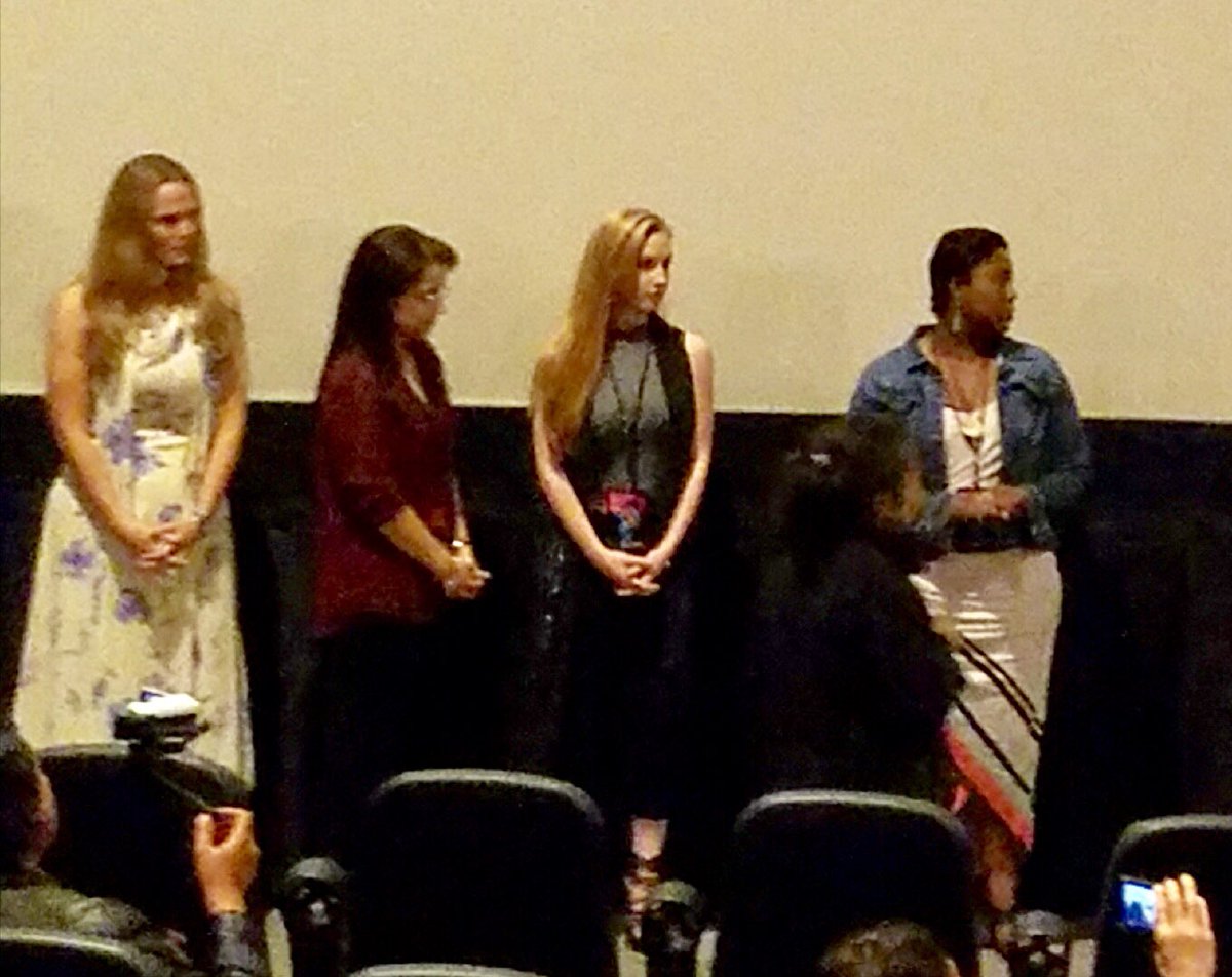 mondawebb's tweet photo. The outpouring of support 4 Zoo (Volkerschau) @ValleyFilmFest @dgtkrouse @laemmle &amp; other films directed by women...amazing #letsallbehuman https://t.co/E2Rvp5Zwdj