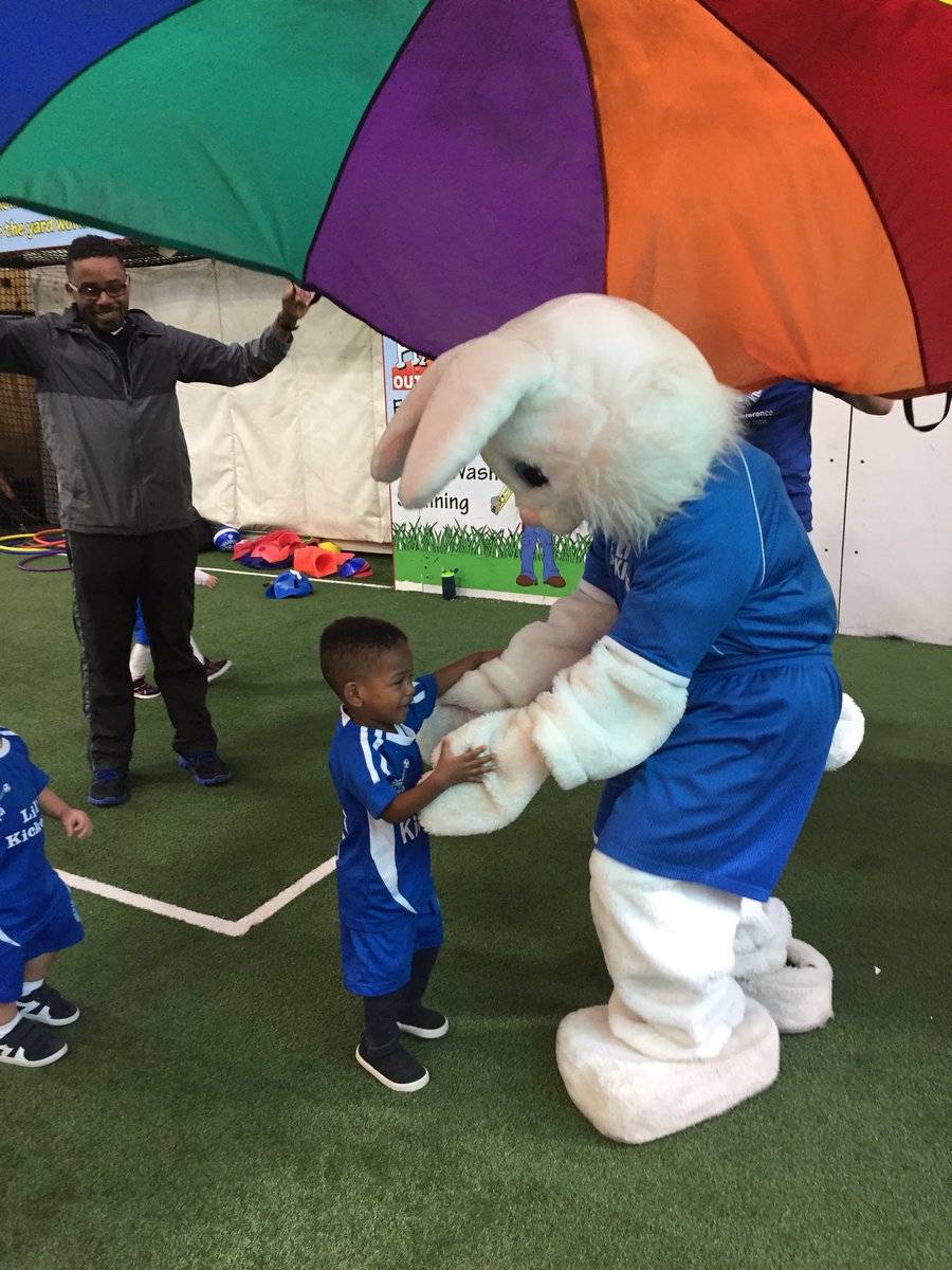 SNFliveOfficial's tweet photo. Sign up today &amp; be part of the Lil’ Kickers family. Registration for the Winter session is now open. https://t.co/fcvwFcakoZ  #GameOn #SNF https://t.co/ZIFJP8dbda