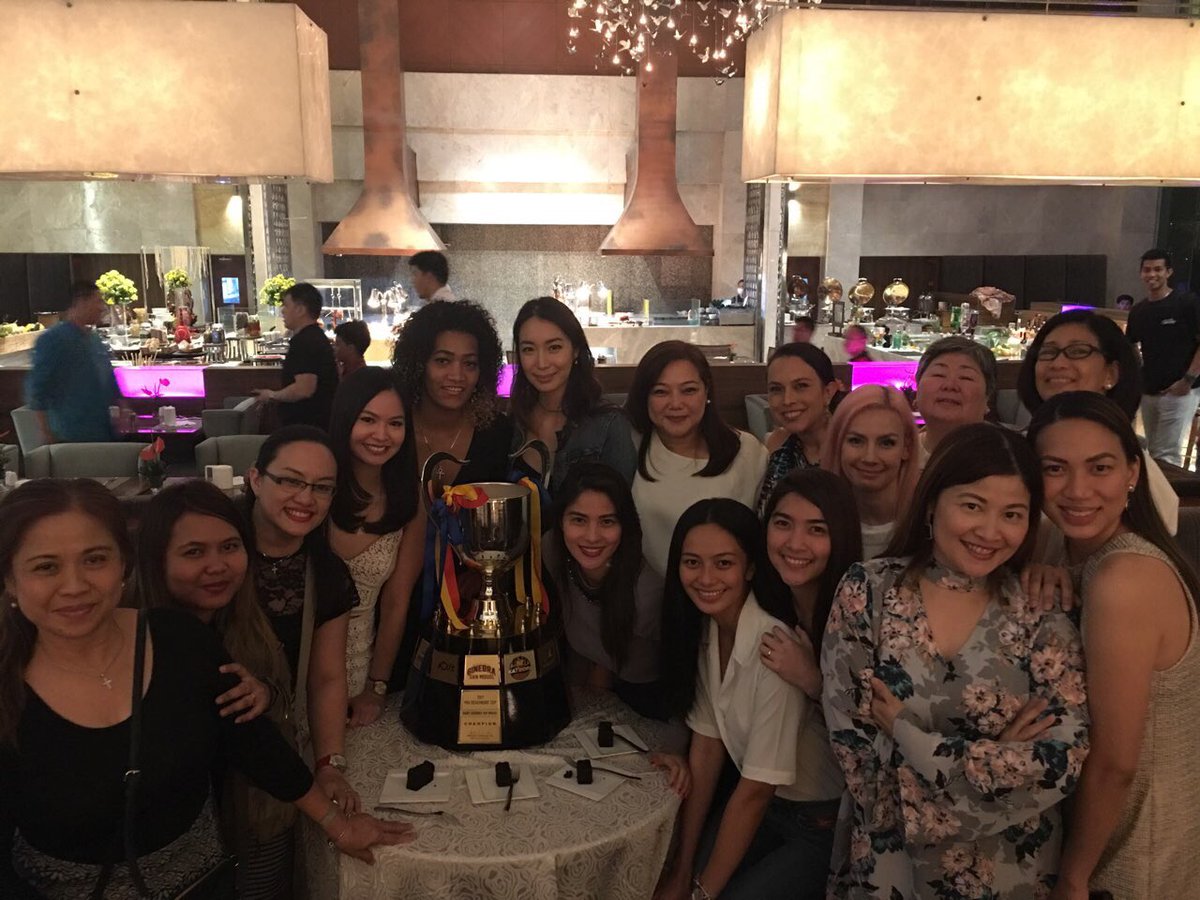 KayeshaChua's tweet photo. Victory dinner ❤️🏆🙏🏼😍🏀🍺👊🏼 https://t.co/TO2pkl4lP8