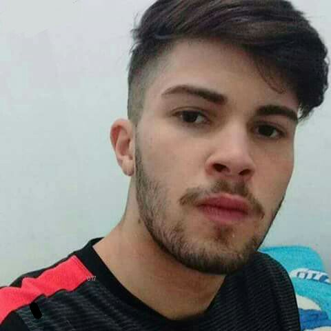 017alien's tweet photo. essa terceira tá pica mo, pegou? curti https://t.co/0eOxX406d1