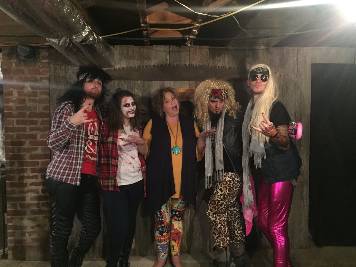 Oh how I wish the tats were real but had a great Halloween with some fantastic people😜🎸🤘🏻