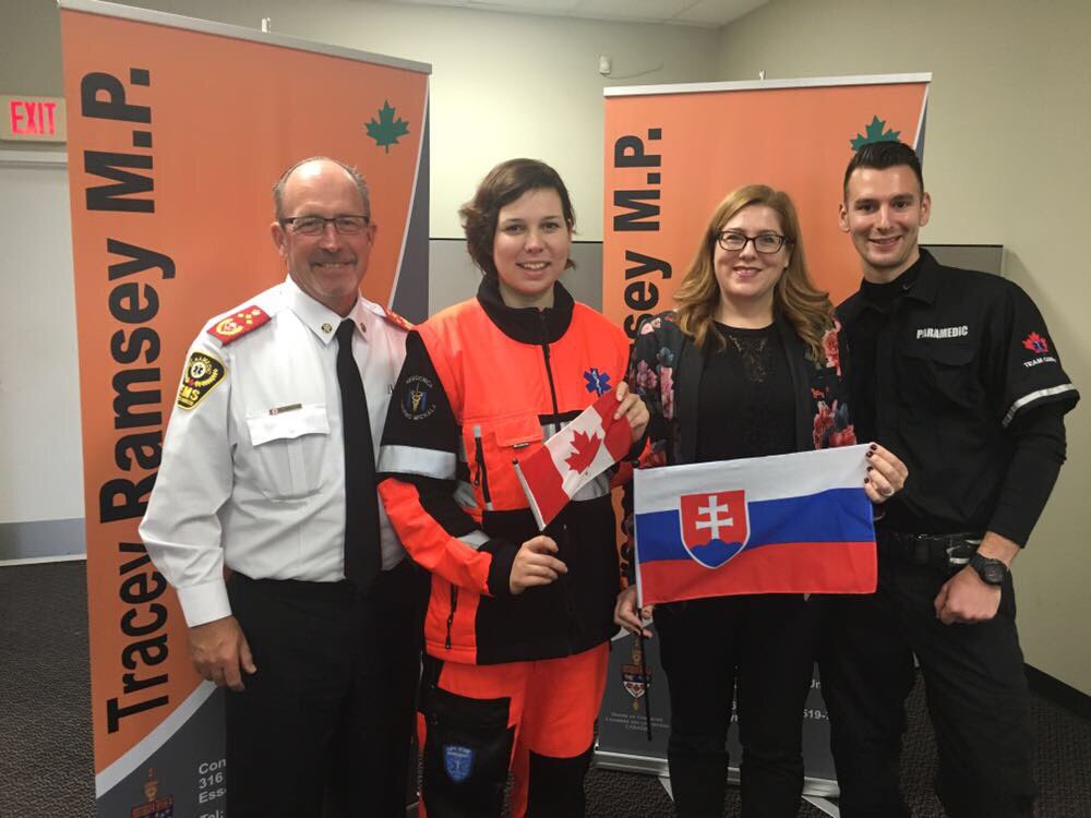 traceyram's tweet photo. Honoured to welcome Dr. Erika Jamrichová of Slovakia  @EMSTeamOntario First International Exchange Progam! So proud of @EssexWindsorEMS 🇨🇦🇸🇰 https://t.co/kUkwj3sXYI