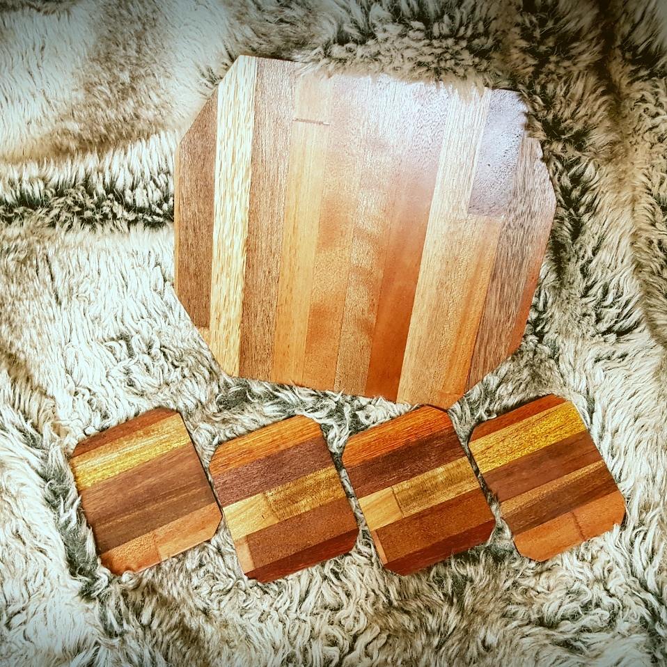 CasualDIY's tweet photo. #woodworking #woodworkinguk #handmade #cheeseboard #coasters #servingboard #eatwithstyle #diy #scrapwoodideas #christmasgift
Quick project, cheese board and matching 4 coasters. Check out my BIO for link to my YouTube channel for the build video. https://t.co/l3yTIoQYgi
