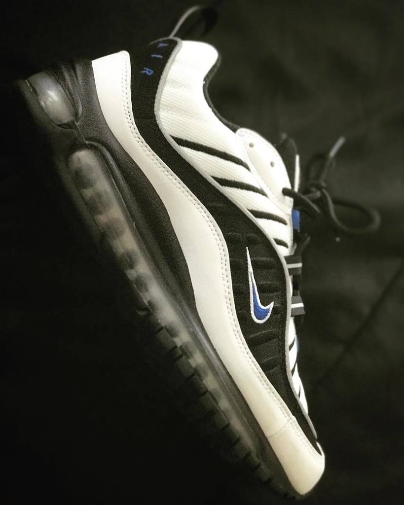 RoyalThe3rd's tweet photo. Before the hype
#LilFtBigHeat #sneakersapp #ComplexKicks #TSXC #TodaysKicks #SneakerWatch #SneakerOfTheDay #kicks… https://t.co/z3qx8rOG9H https://t.co/SjY96APrQj