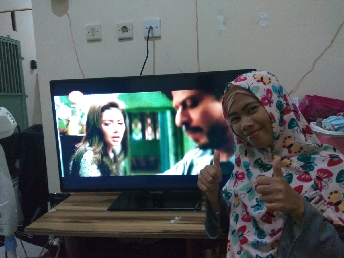 BuluKucing27's tweet photo. @zbioskop Yuk tonton keseruan film Raees di Zee Bioskop
@rosianaavika @Mutoharohazza
#KuisRaees #ZeeBioskop https://t.co/80lw9cOtAg