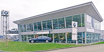 DeGelpenberg's tweet photo. Veel dank!Dusseldorp BMW Hoogeveen namens alle leden van DGC de Gelpenberg🤣 10.000 rangeballen⛳️ 
Iedereen zo blij mee👍
#onzetrotsesponsor https://t.co/ASWxOVZ62c