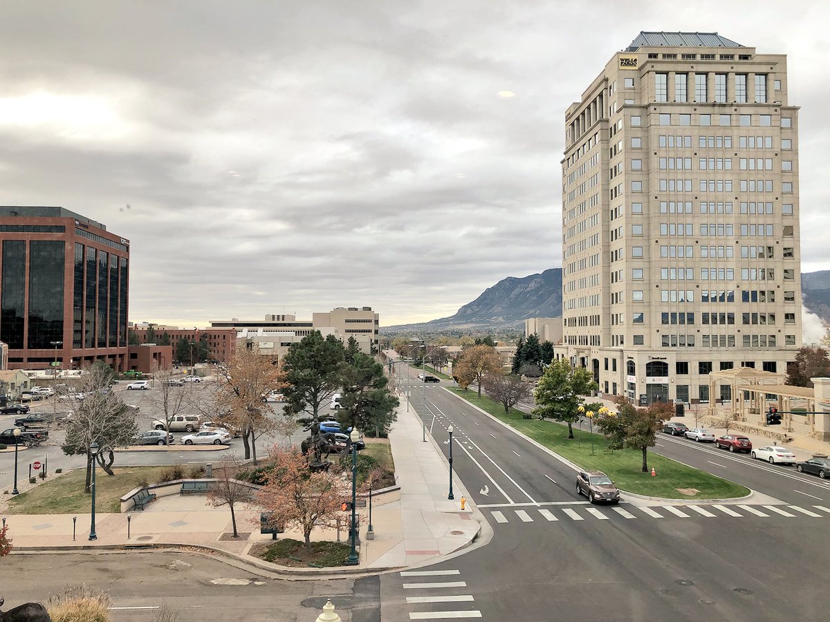 unaccompflyer's tweet photo. Beautiful views from #MiniBACON in Colorado Springs! https://t.co/nEHzqq5m2I