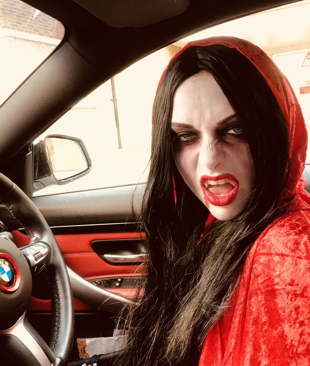RYAN____2010's tweet photo. The crew...Halloween party here we come.👍🏻 @ShonaBM @scarletcece27 https://t.co/BRAU8vaFHA