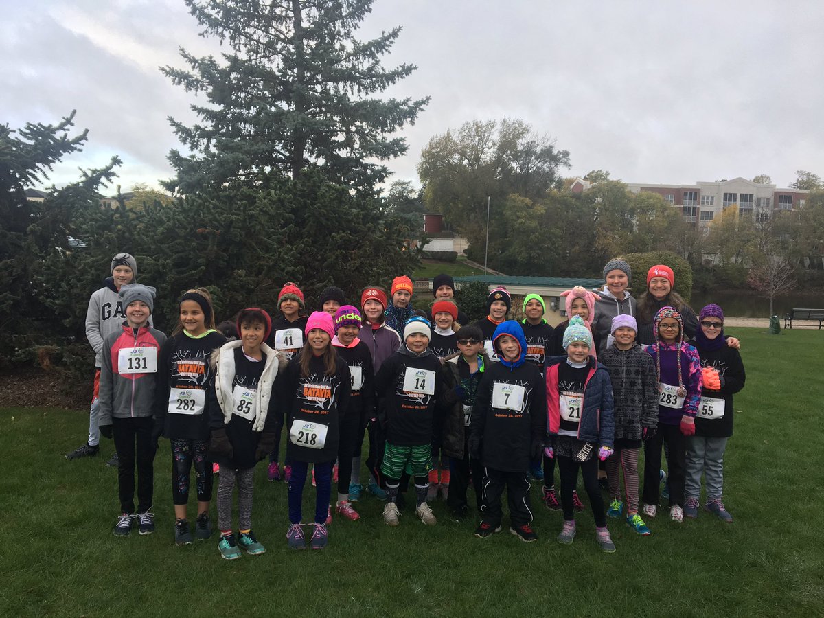 MrsAveryJBN's tweet photo. Great morning to run the BatFest 5K! https://t.co/LVNvAeWL6E