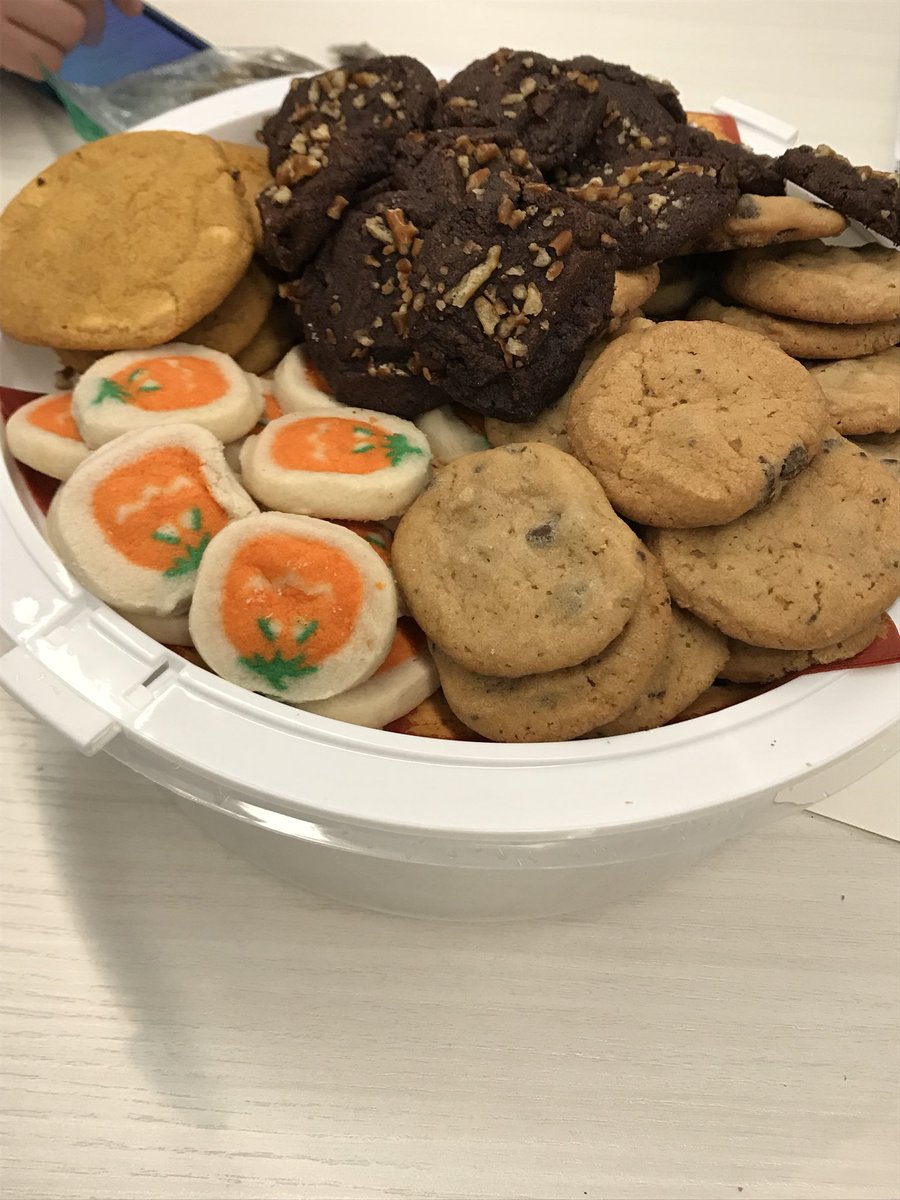 thanks for the cookies today 🍪❤️💛<a href="/ChiOmegaKSU/">Kent State University ΧΩ</a>
