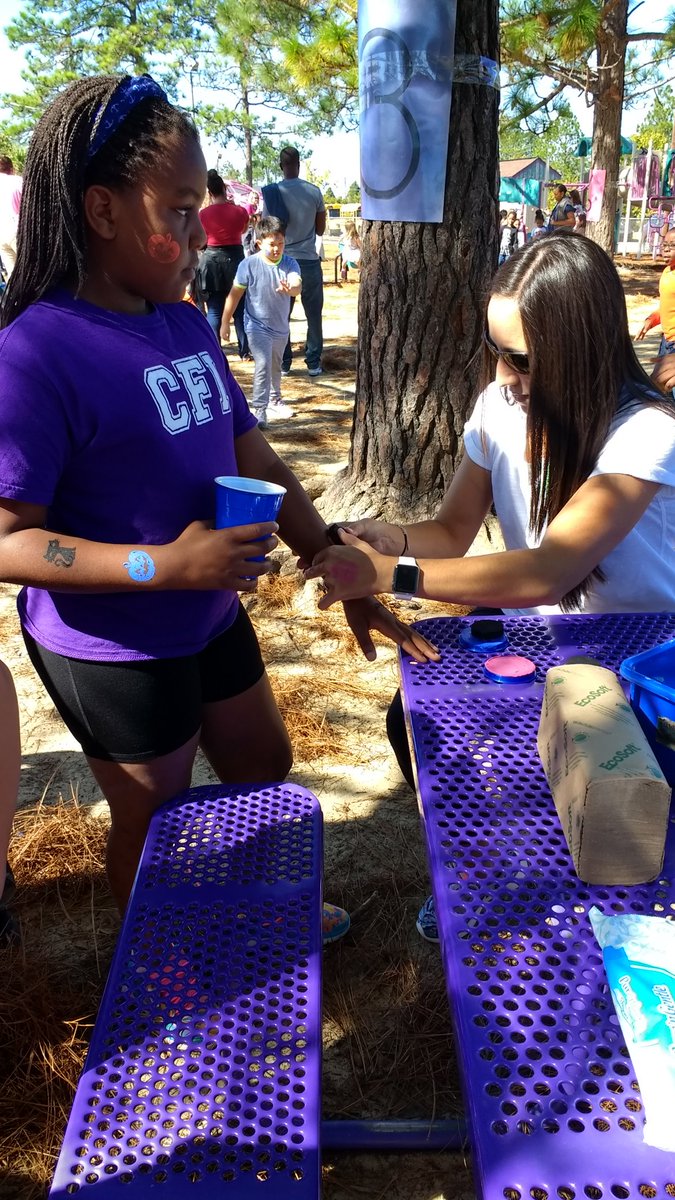 5thgradeCFI's tweet photo. Fall festival fun https://t.co/PiA6i5IaPN