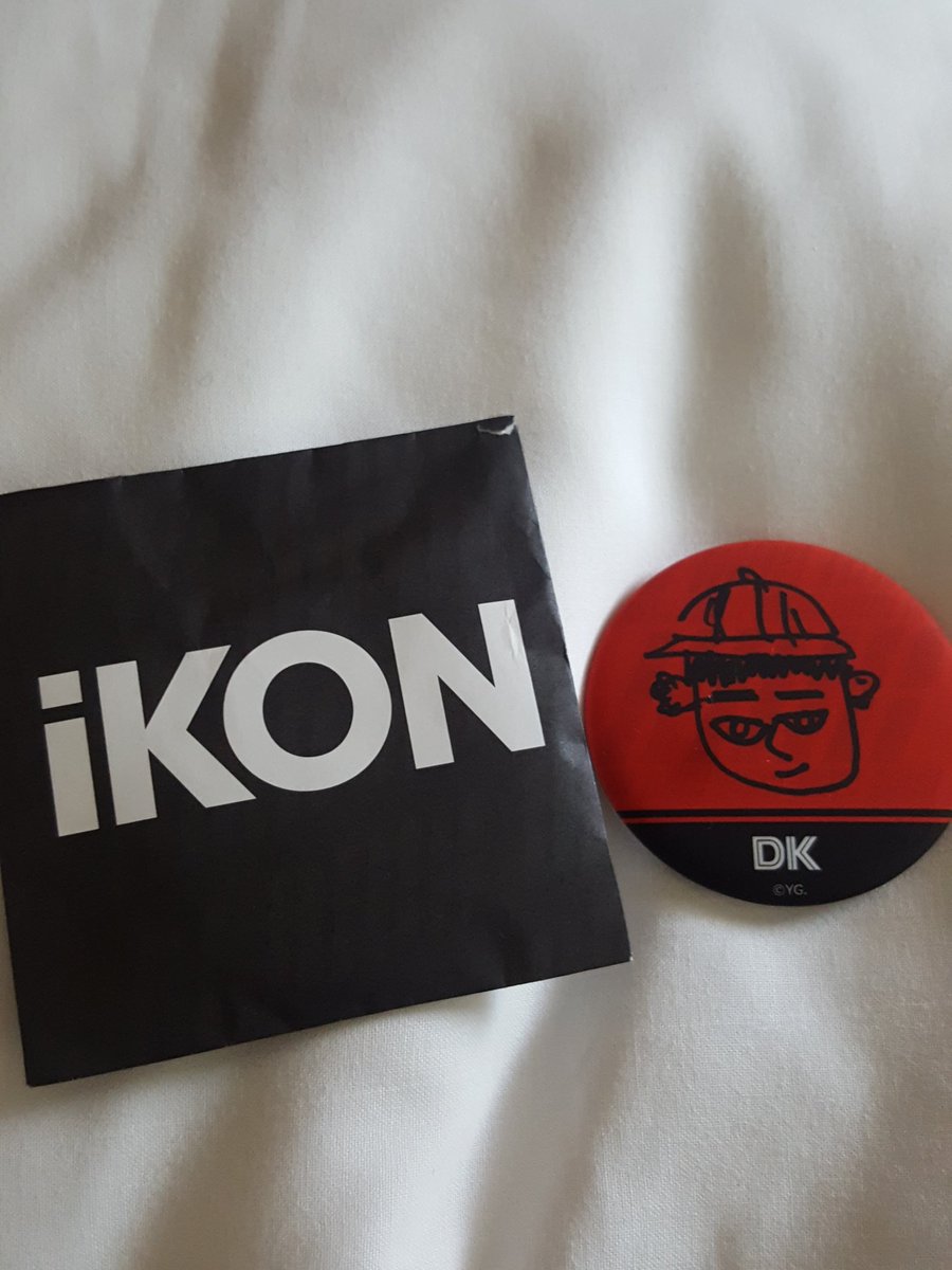 ちぃ 交換希望 Ikon Mobile W会員特典 イラスト缶バッジ 譲 Dk ドンちゃん ドンヒョク 求 Ju Ne ジュネ 10 29幕張 11 12神戸参戦です Ikon グッズ交換 イラスト缶バッジ Dk ドンちゃん ドンヒョク June ジュネ T Co Pc0zcnto2e