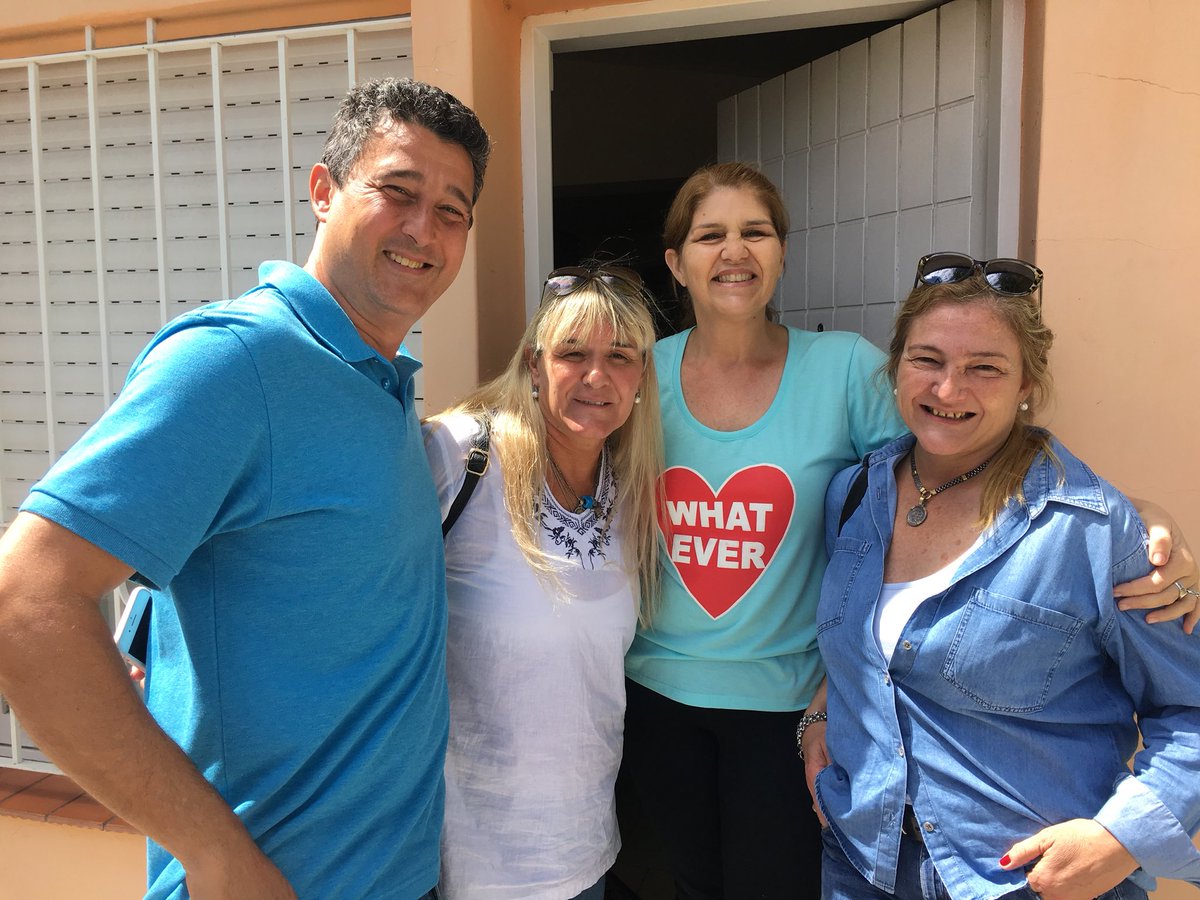 Francisco_paris's tweet photo. #Timbreando por las calles de Venado. Hoy salimos a dar las gracias y a escuchar. GRACIAS POR CONFIAR EN ESTE EQUIPO! #CambiandoJuntos https://t.co/tynEezyHUS