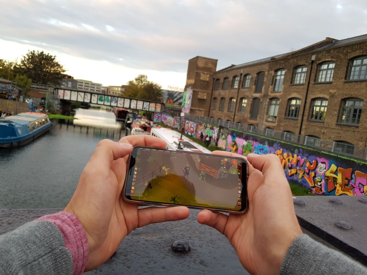 OldSchoolRS's tweet image. No XP waste here. Connectivity and data blog coming soon! #AdventureAnywhere #OSRSMobile