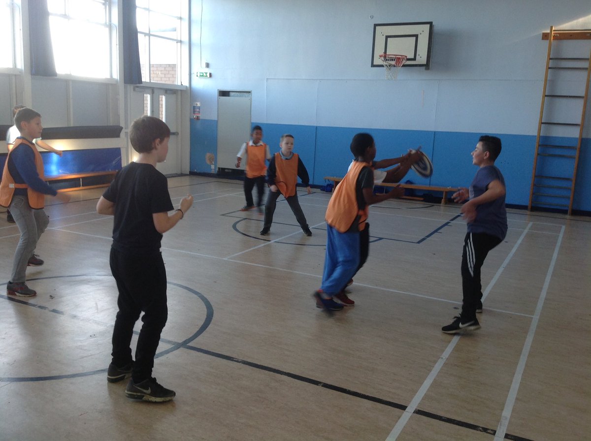 MissRussellCV's tweet photo. Brilliant rugby session for our Friday masterclass this week, chosen by the children @wandiesrugby #passbackwards #exhausted #teamwork https://t.co/PAQcdEnUR2