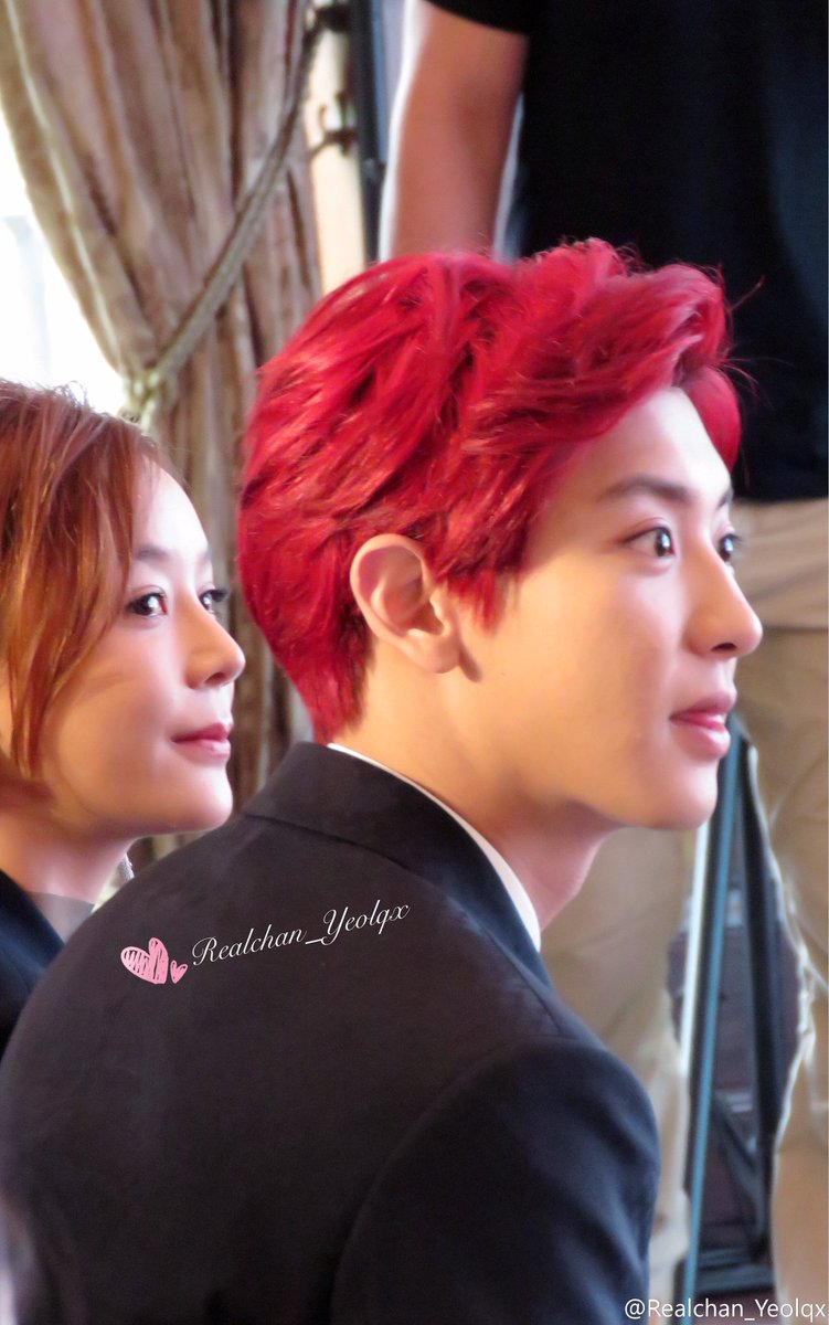 chanyeol pics tweet media