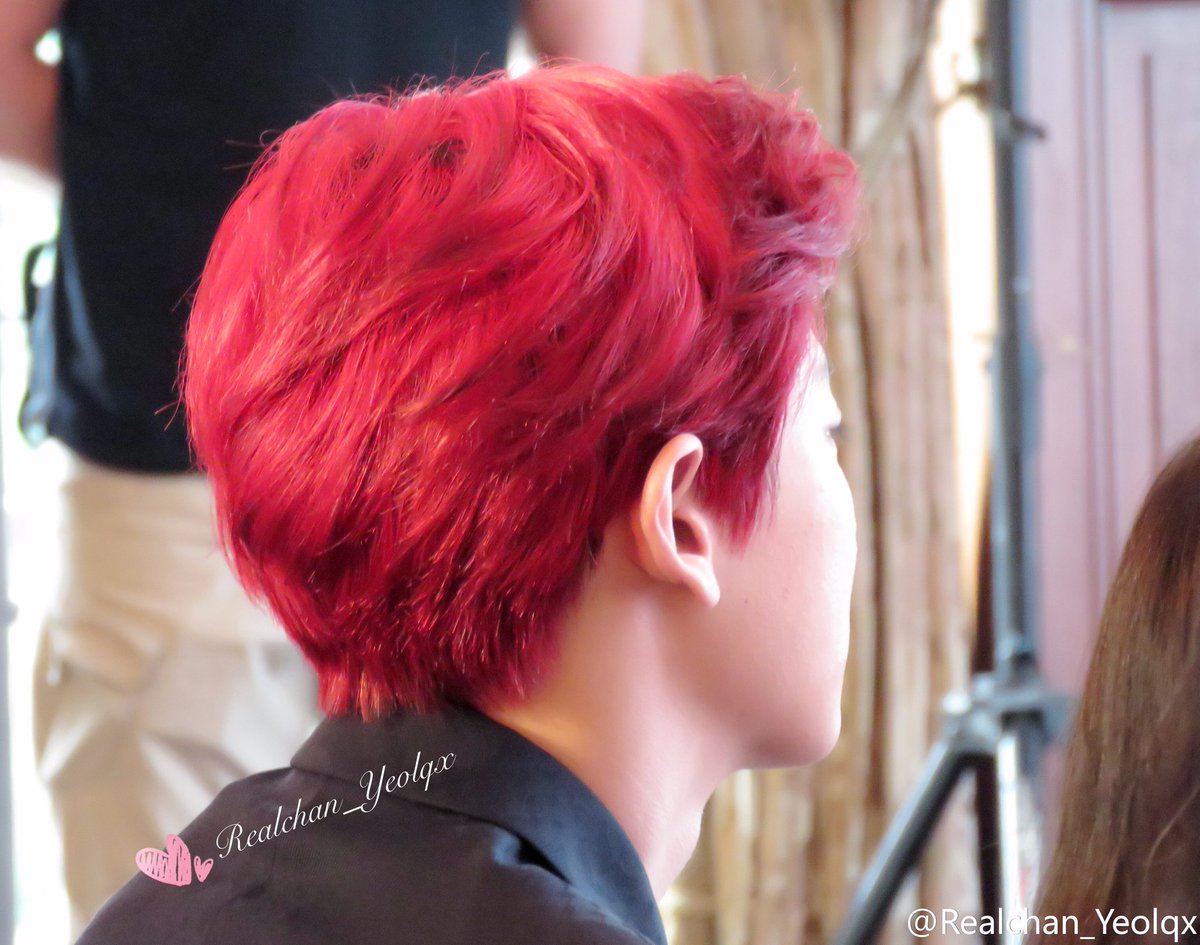 chanyeol pics tweet media