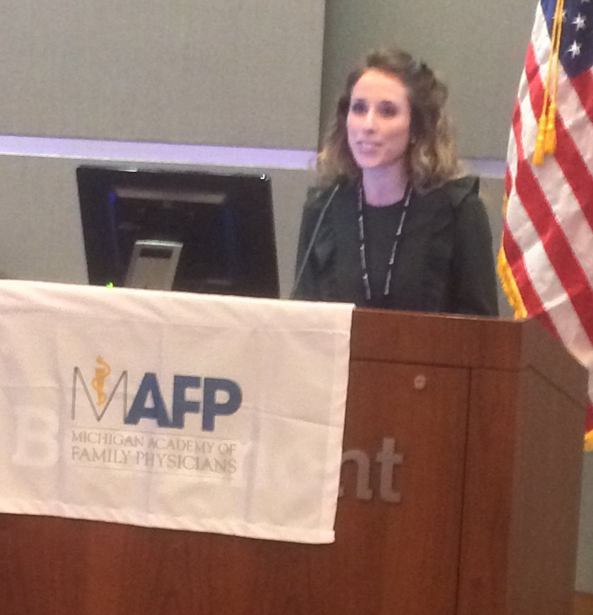 MIFamilyDocs's tweet photo. โ@aafp & MAFP truly value the voice and perspective of #MedStudentsโ - fourth-year @CMU_Medicine student Olivia Bolen at #MiFFM https://t.co/lpTUVZTqM9