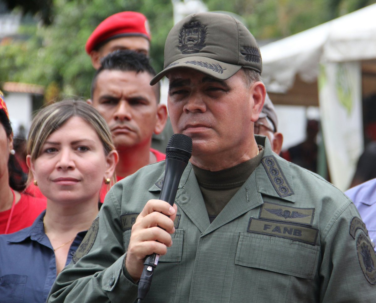 GJ <a href="/vladimirpadrino/">Vladimir Padrino L.</a>: "El pueblo de Venezuela, le está diciendo al mundo que no quiere guerra ni violencia sino elecciones, paz y desarrollo"