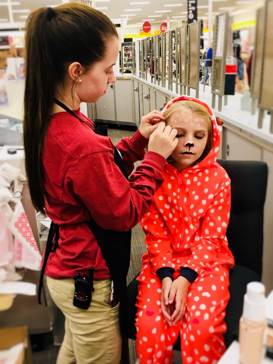 Oh deer! Oh deer! Our Halloween Makeup Sessions are boosting sales! #vml #gobig <a href="/adamas65/">Josh Turner</a> @sara1drow