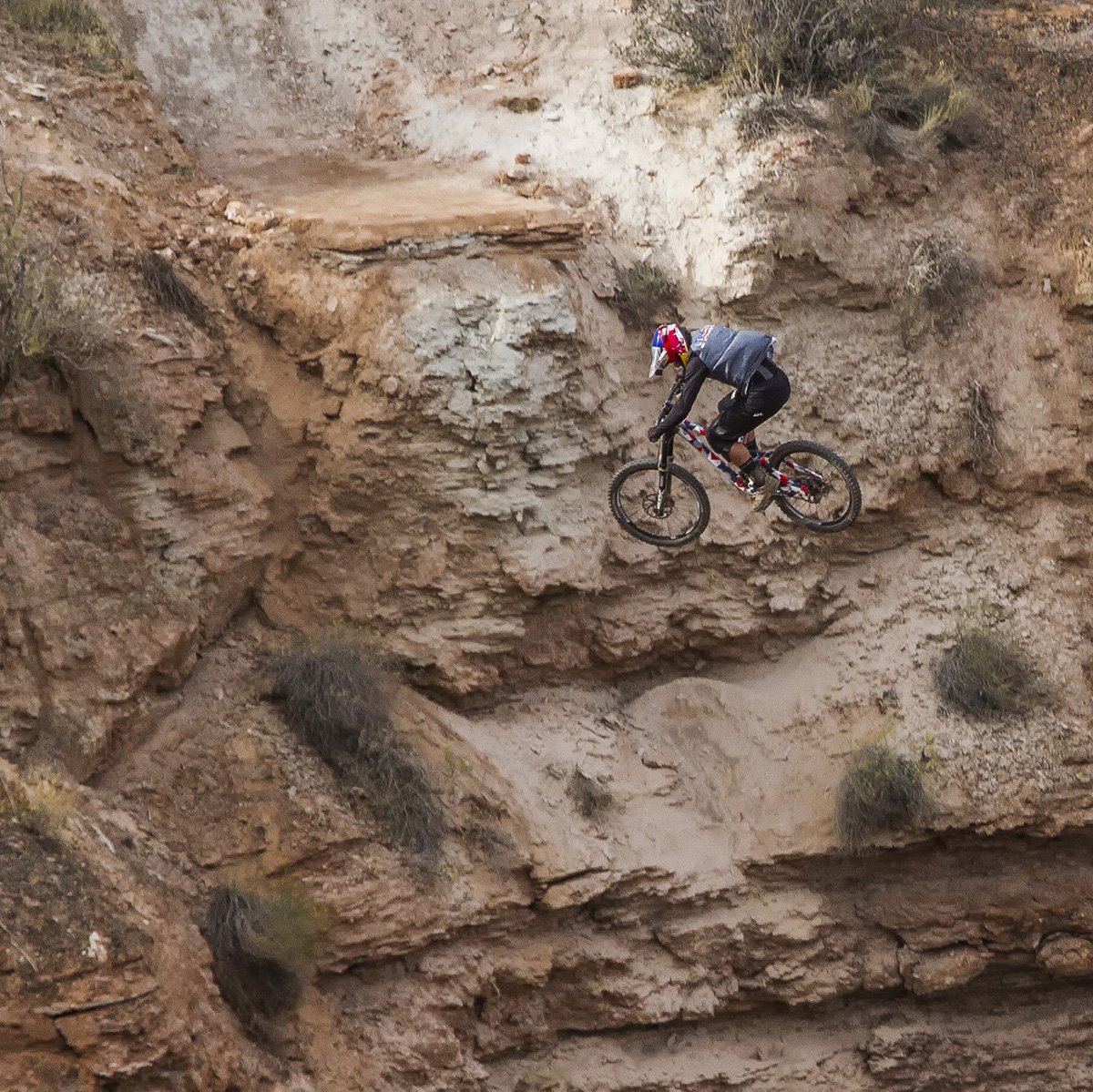 Dmartphoto's tweet photo. This is Carson Storch during the Red Bull Rampage last year. 
Good luck on the finals!
#RedBullRampage
#Redbullphotography https://t.co/J1gTtv6vXa