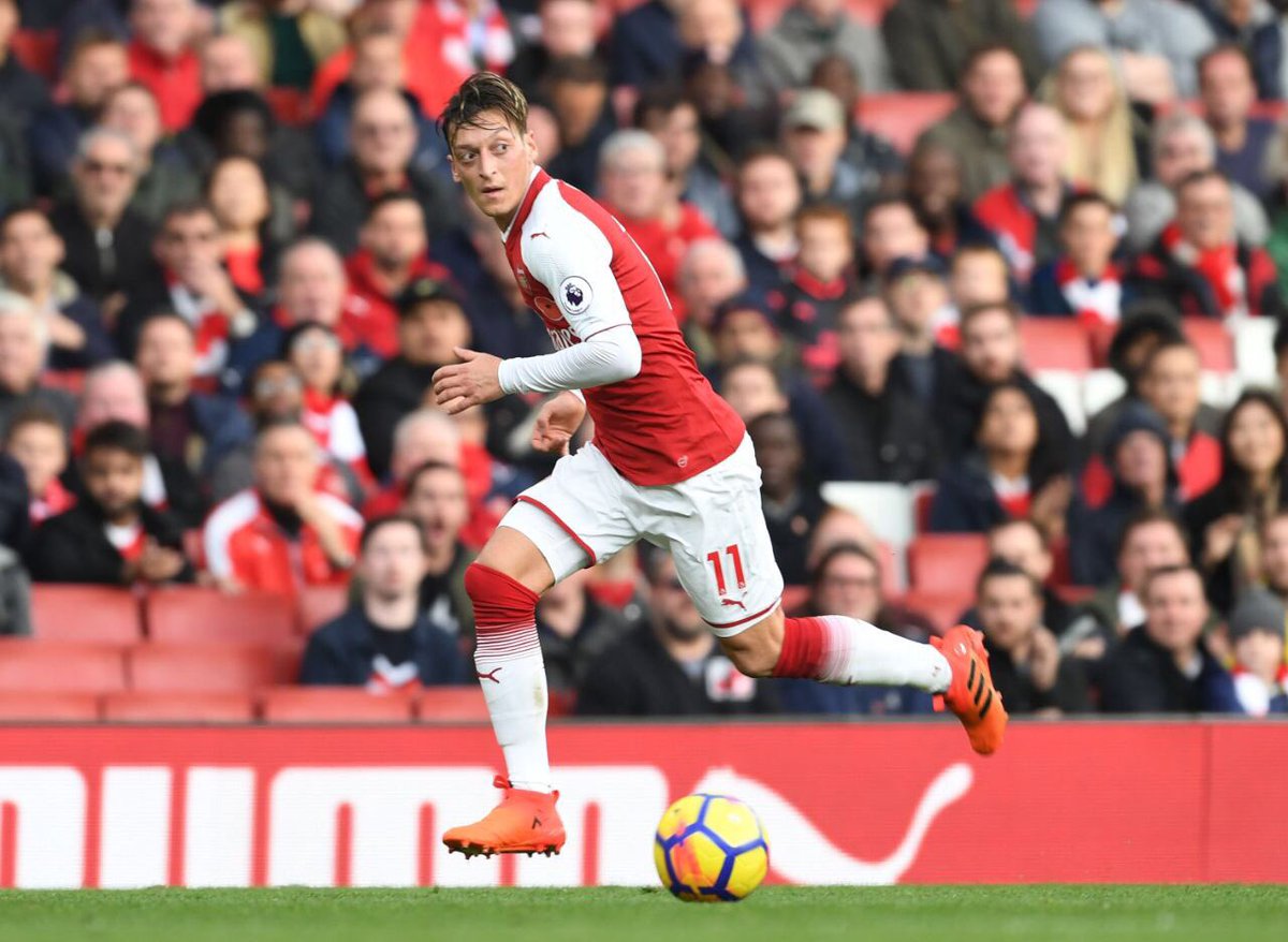 M10's tweet photo. Ya Gunners Ya! Turned the game around 💪🏼. A hard piece of work and well deserved victory. ⚽🏟  #ARSSWA @Arsenal #HereToCreate https://t.co/ZQvJJHjBdW