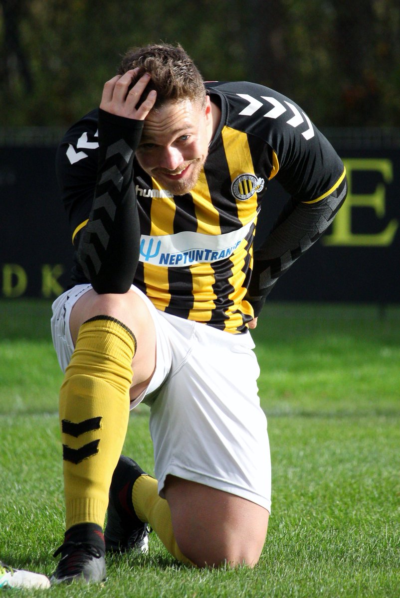 Hvepsene1919's tweet photo. Dagens dobbelte målscorer @BechmannTimm17 blev også kåret til kampens spiller af fansene #2Division #Tillykke https://t.co/xKO2vUuvUp